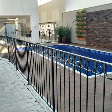 Var-101A Dpto Amplio En Condominio Cerrado Con Piscina Bombinhas Εξωτερικό φωτογραφία